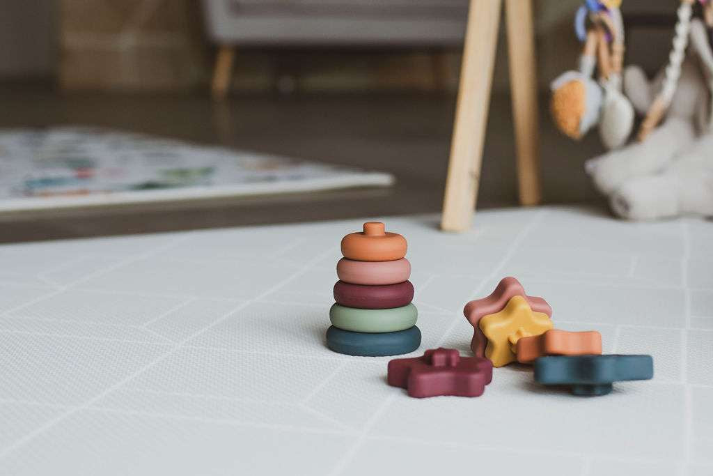 Benefits of stacking toys | Here's 4